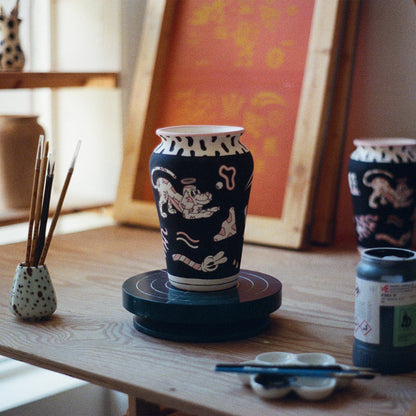 YEYE WELLER × SOUF CERAMICS – FINE PORCELAIN VASE