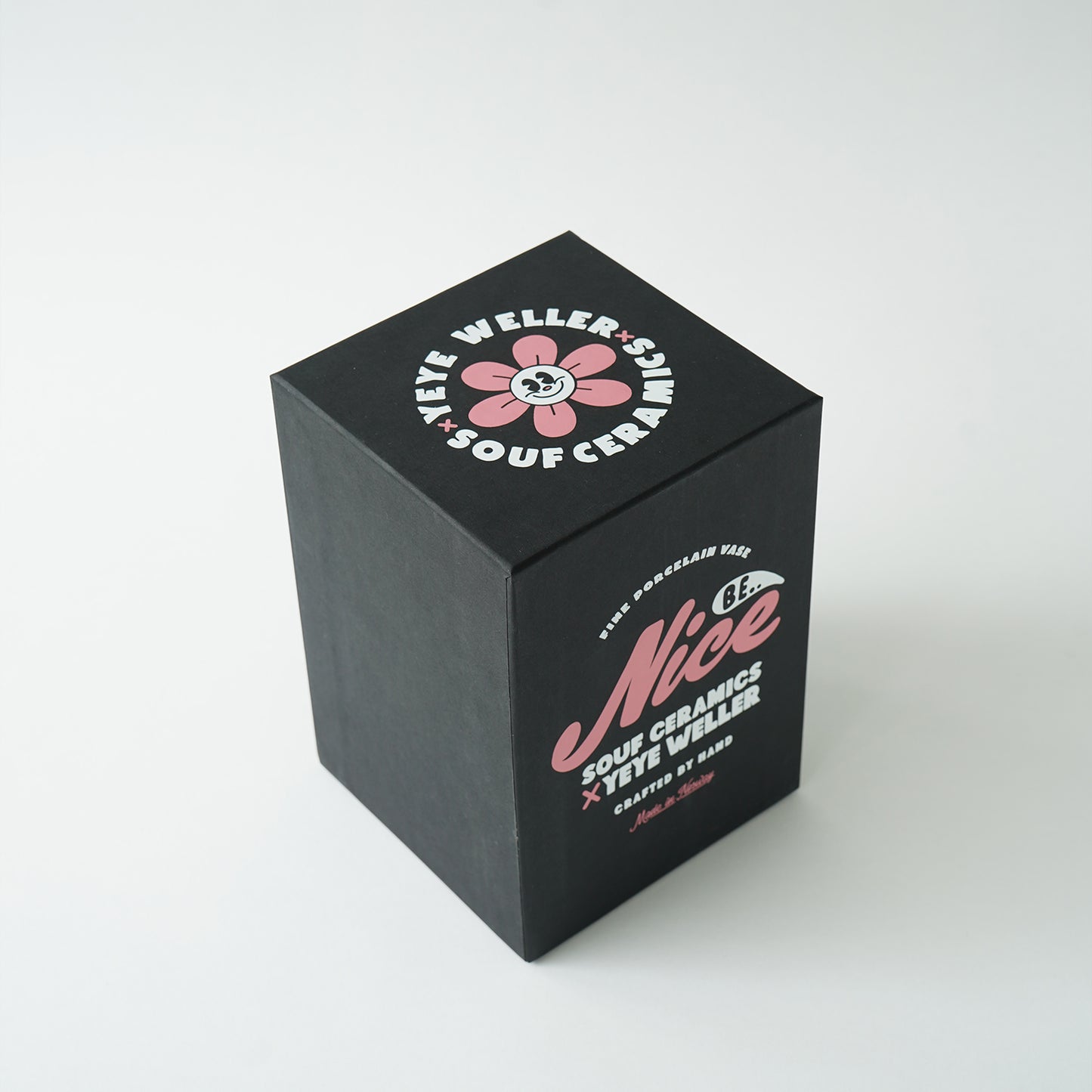 YEYE WELLER × SOUF CERAMICS – FINE PORCELAIN VASE